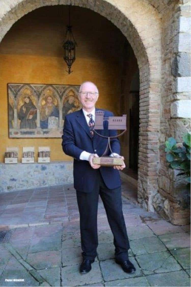 Antonio Tonola (Premio per il Miglior Protagonista di Sala)